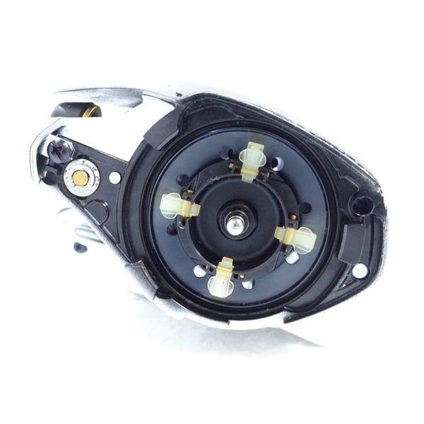 １６メタニウムＭＧＬ右